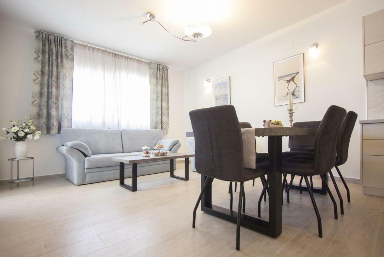 Paradise lux Apartamento Trogir Exterior foto
